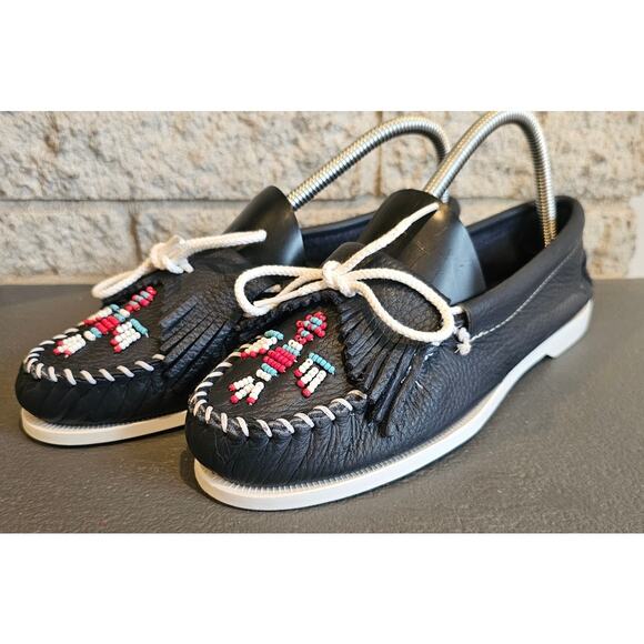 Minnetonka Thunderbird II Leather Moccasins Hand-Beaded Fringe Women Sz 8.5 - Picture 2 of 6